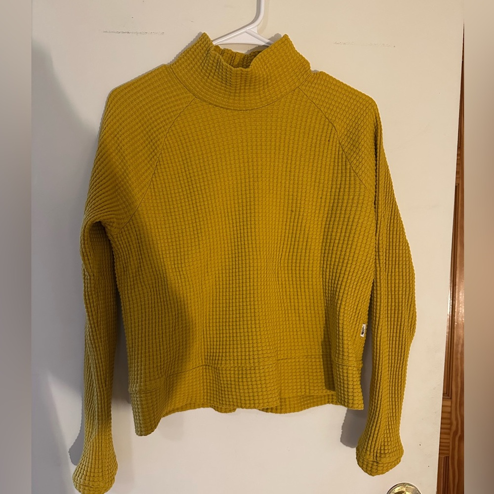 north face waffle sweatshirt